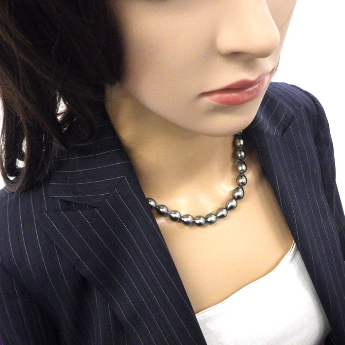ミキモト MIKIMOTO ネックレス Mチャーム バロックパール 黒蝶 南洋真珠 8.0-11.0mm珠 K18WG 【中古】