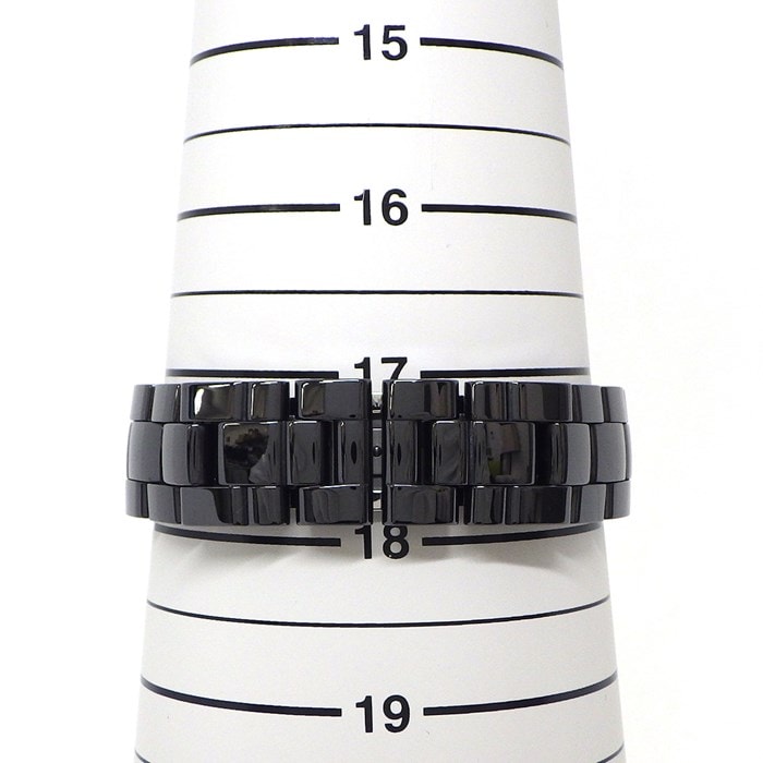 シャネル CHANEL 腕時計 J12 H5697 デイト 裏スケ 回転ベゼル ブラック文字盤 SS ブラック セラミック 自動巻き 【箱・保付き】 【中古】