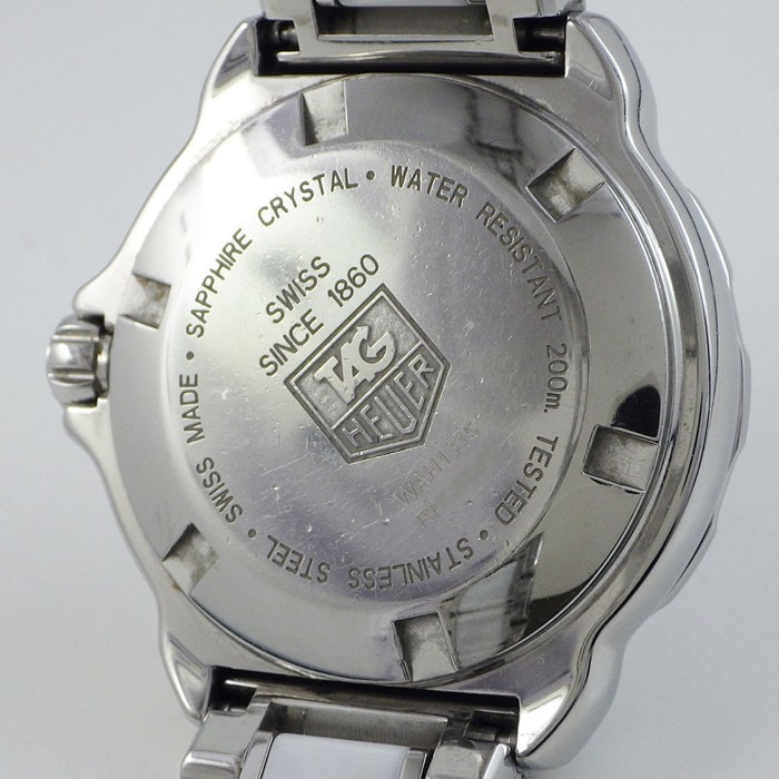 タグ・ホイヤー TAG Heuer 腕時計 フォーミュラ1 WAH1315.BA0868 12ポイント ダイヤインデックス デイト夜光針/インデックス ホワイト 文字盤 セラミック SS クオーツアナログ 【中古】