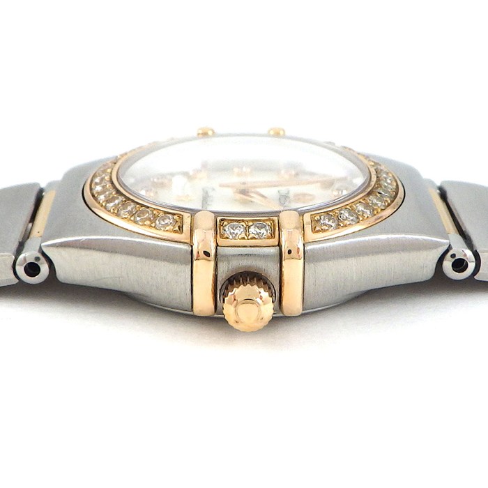 オメガ OMEGA 腕時計 コンステレーション ミニ 111.25.23.60.55.003 ダイヤベゼル 12ポイント ダイヤインデックス ホワイトシェル文字盤 K18PG SS クオーツアナログ 【中古】