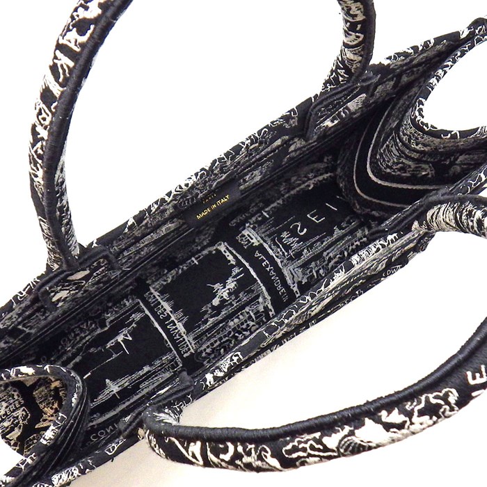 ディオール Dior トートバッグ ハンドバッグ ブックトート ミディアム M1296ZOMP_M46I ブラック ホワイト プラン ドゥ パリ エンブロイダリー (コットン) 【中古】