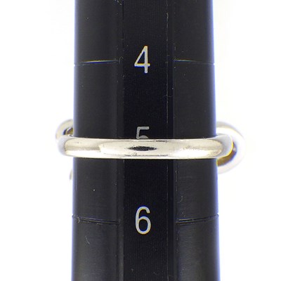 【ホワイトシェル ダイヤモンド】 ピンキーリング 蝶 バタフライ 2モチーフ ホワイト シェル ダイヤモンド 計0.16ct K18WG 白 5号 【中古】