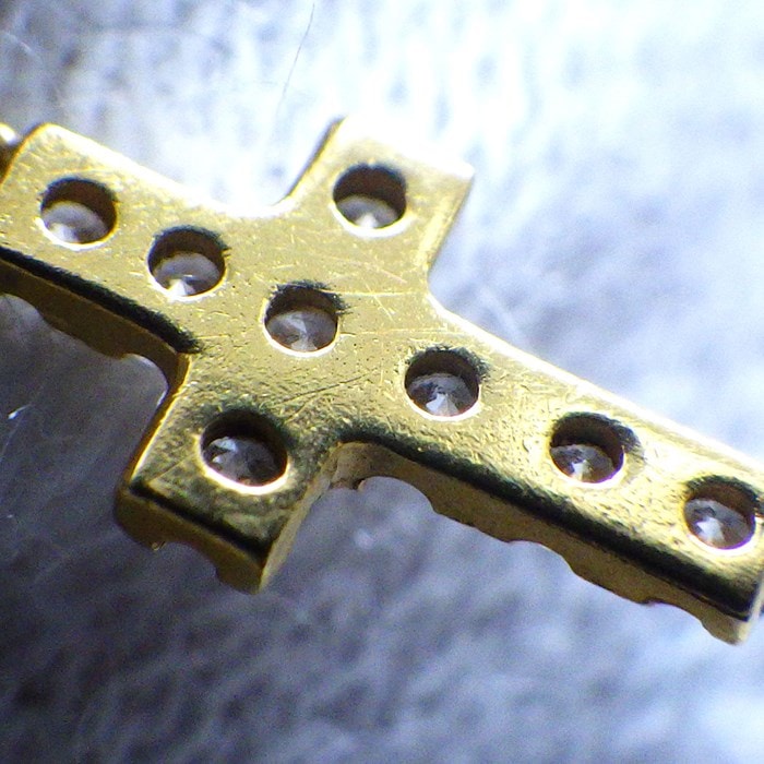 アーカー AHKAH】ネックレス クロス パヴェ ダイヤモンド 0.05ct K18YG