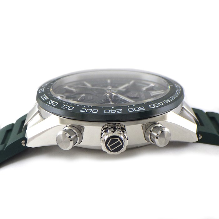 タグ・ホイヤー TAG Heuer 腕時計 カレラ キャリバー ホイヤー CBN2A1N.FT6238 カレンダー クロノグラフ 裏スケ タキメーター 夜光針 夜光インデックス グリーン 文字盤 SS セラミック ラバー 自動巻き 【箱・保付き】