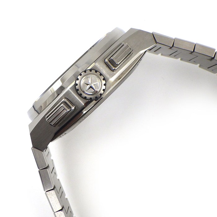 ゼニス ZENITH 腕時計 デファイ エル プリメロ 21 95.9000.9004/78.M9000 クロノグラフ 夜光針/インデックス スモールセコンド 裏スケ パワーリザーブ表示 スケルトン文字盤 チタン SS 自動巻き 【箱・保付き】 【中古】