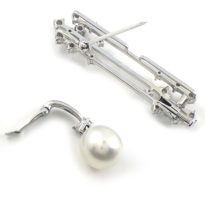 タサキ 田崎真珠 TASAKI ネックレス ブローチ チャーム 2Way セミラウンドパール 白蝶真珠 8.5mm珠 ダイヤモンド 計0.48ct 1ポイント ダイヤモンド 0.01ct K18WG 【中古】