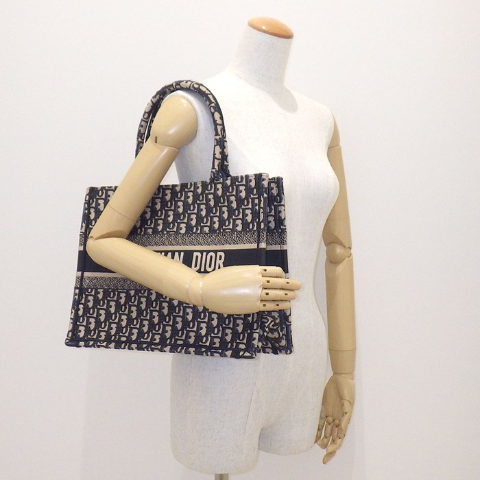 ディオール Dior トートバッグ ブックトート ミディアム M1296ZRIW_M828 エクリュホワイト ディオールオブリークエンブロイダリー 【中古】