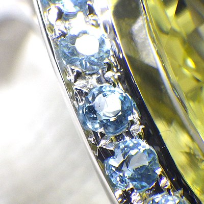 モーブッサン MAUBOUSSIN リング メクラーアトア トライアングルカット レモンクォーツ ブルートパーズ イエローサファイア K18WG 14号 【中古】