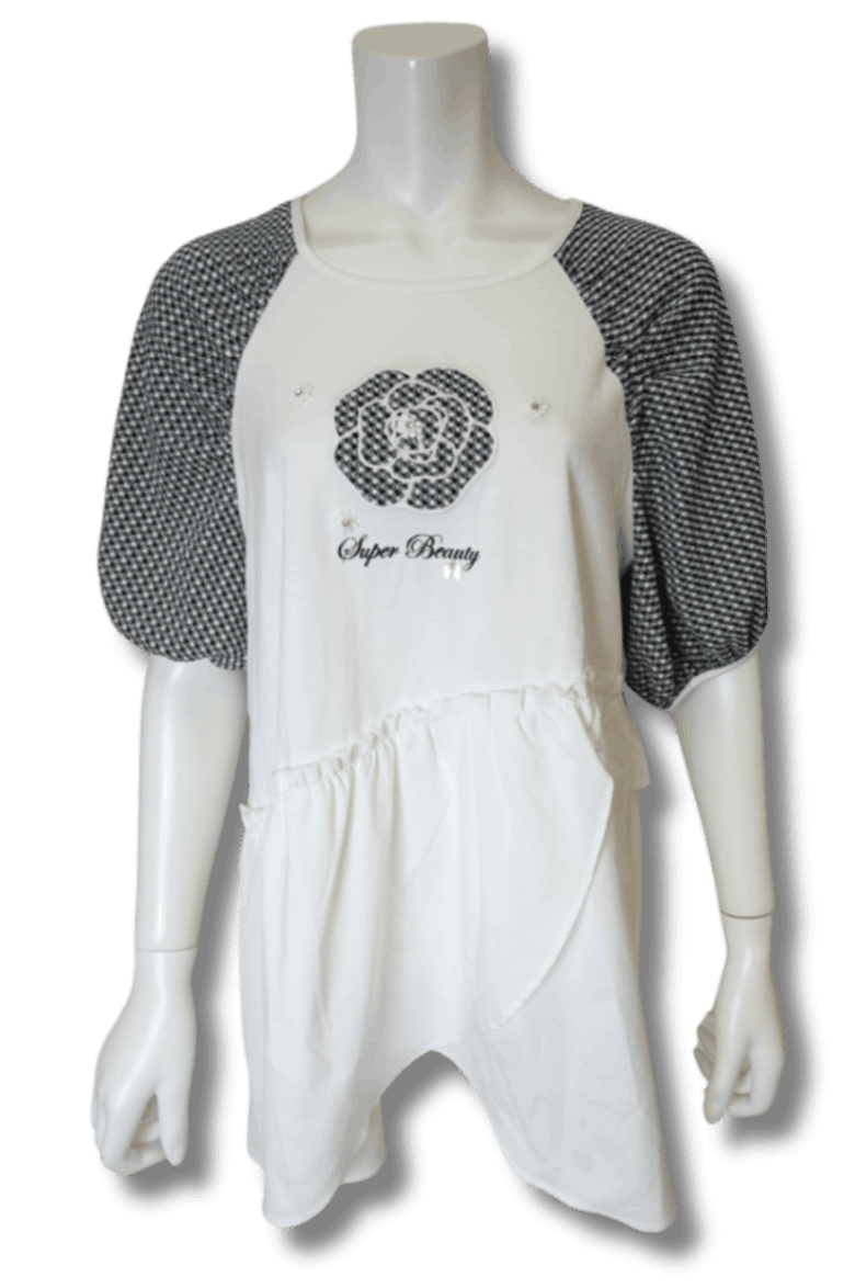 40サイズ新作袖ギンガムチェック柄胸元花デザインチュニック 2025年春夏 袖ギンガムチェック柄 胸元花デザインチュニックT