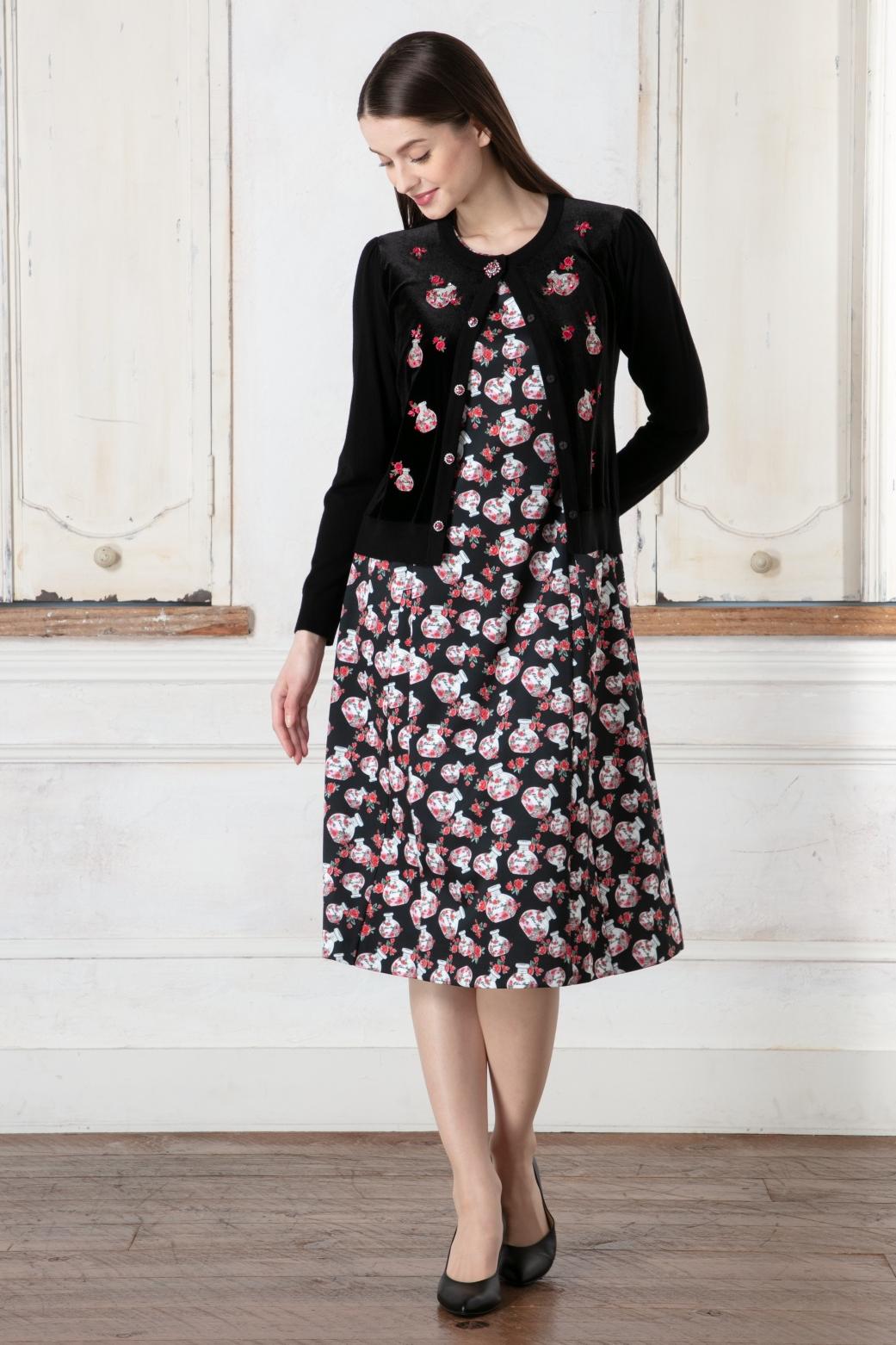 2025年秋冬 香水瓶刺しゅう ベロア素材×ニットカーディガン 2521015