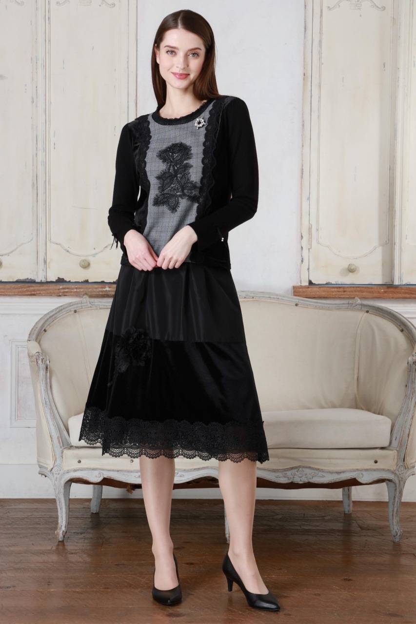 2025年秋冬 裾レース使いベロア×タフタ素材スカート 2523003 ｜Super