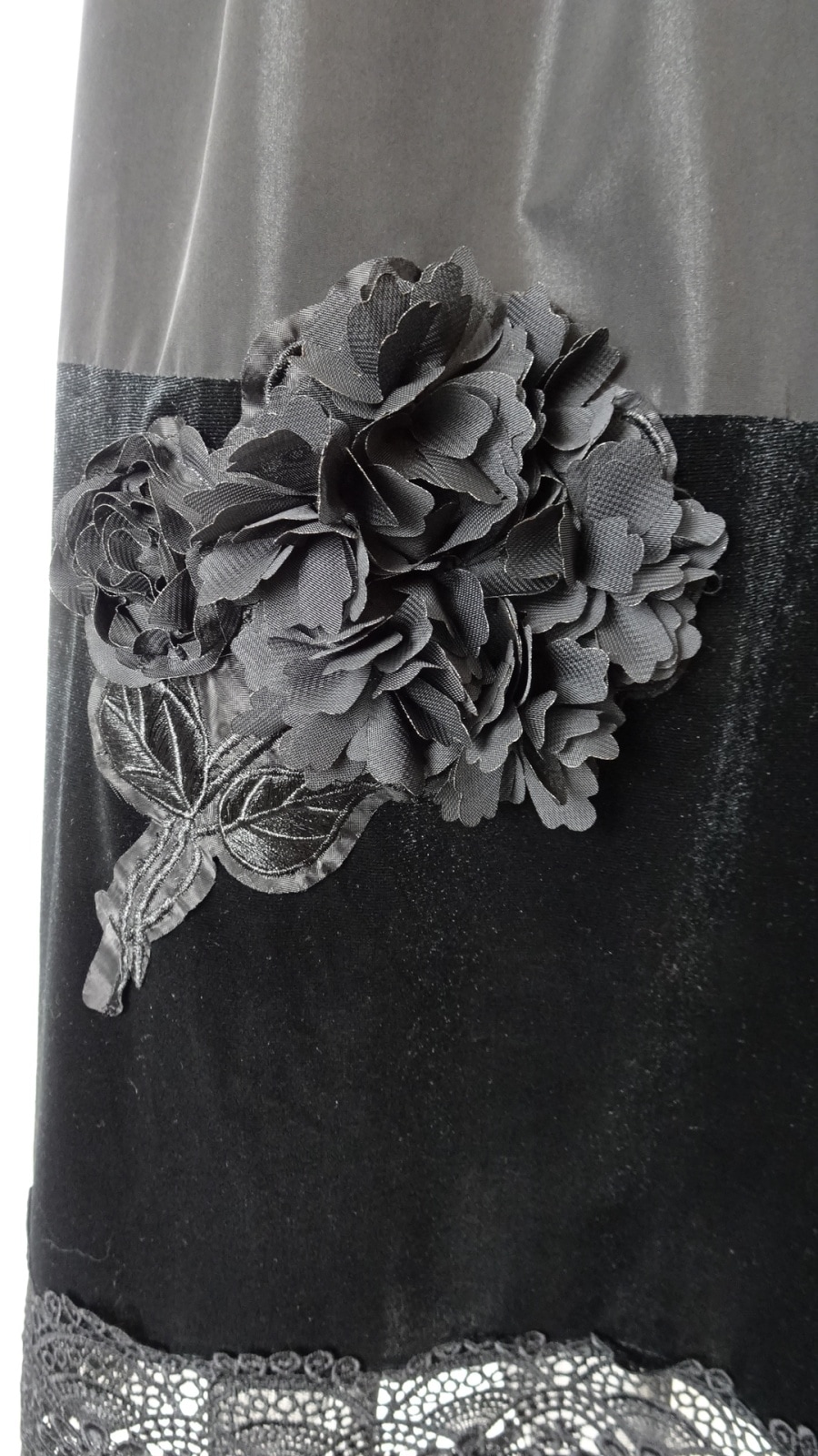 2025年秋冬 裾レース使いベロア×タフタ素材スカート 2523003 ｜Super