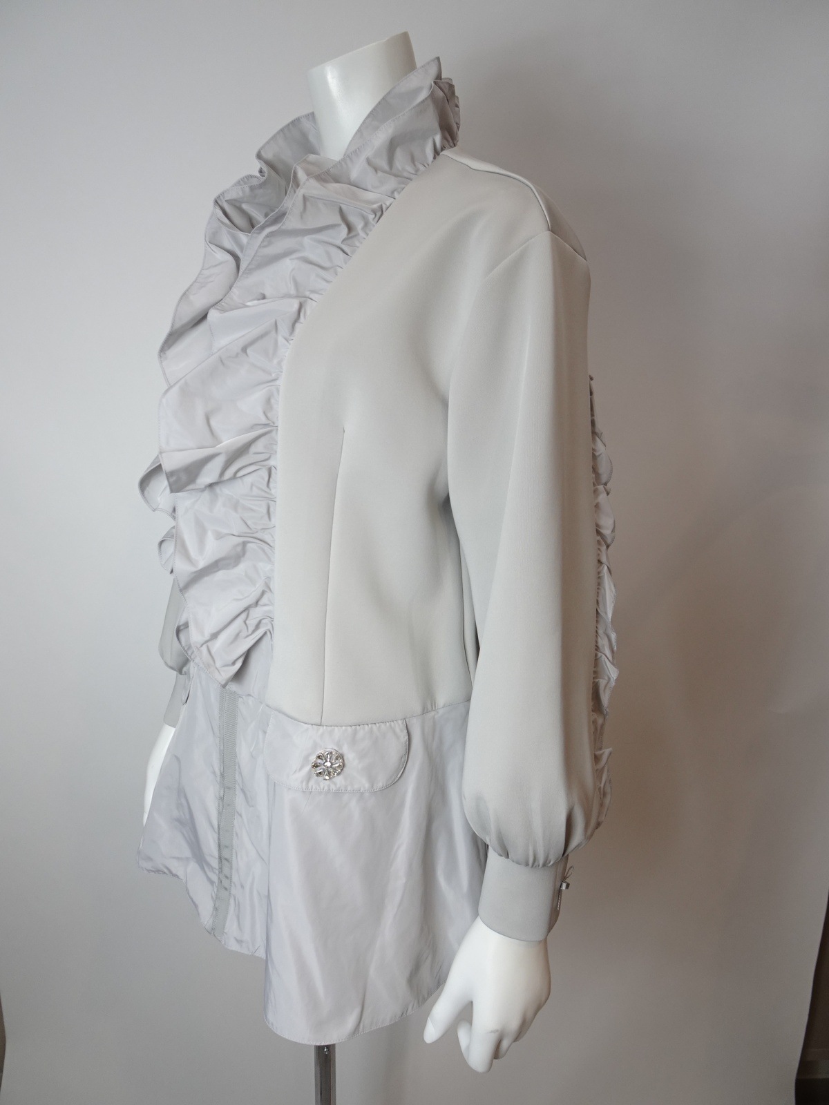 ♡ フリル衿異素材切替ジャケット 2025年春夏 フリル衿異素材切替ジャケット 2517001 ｜Super