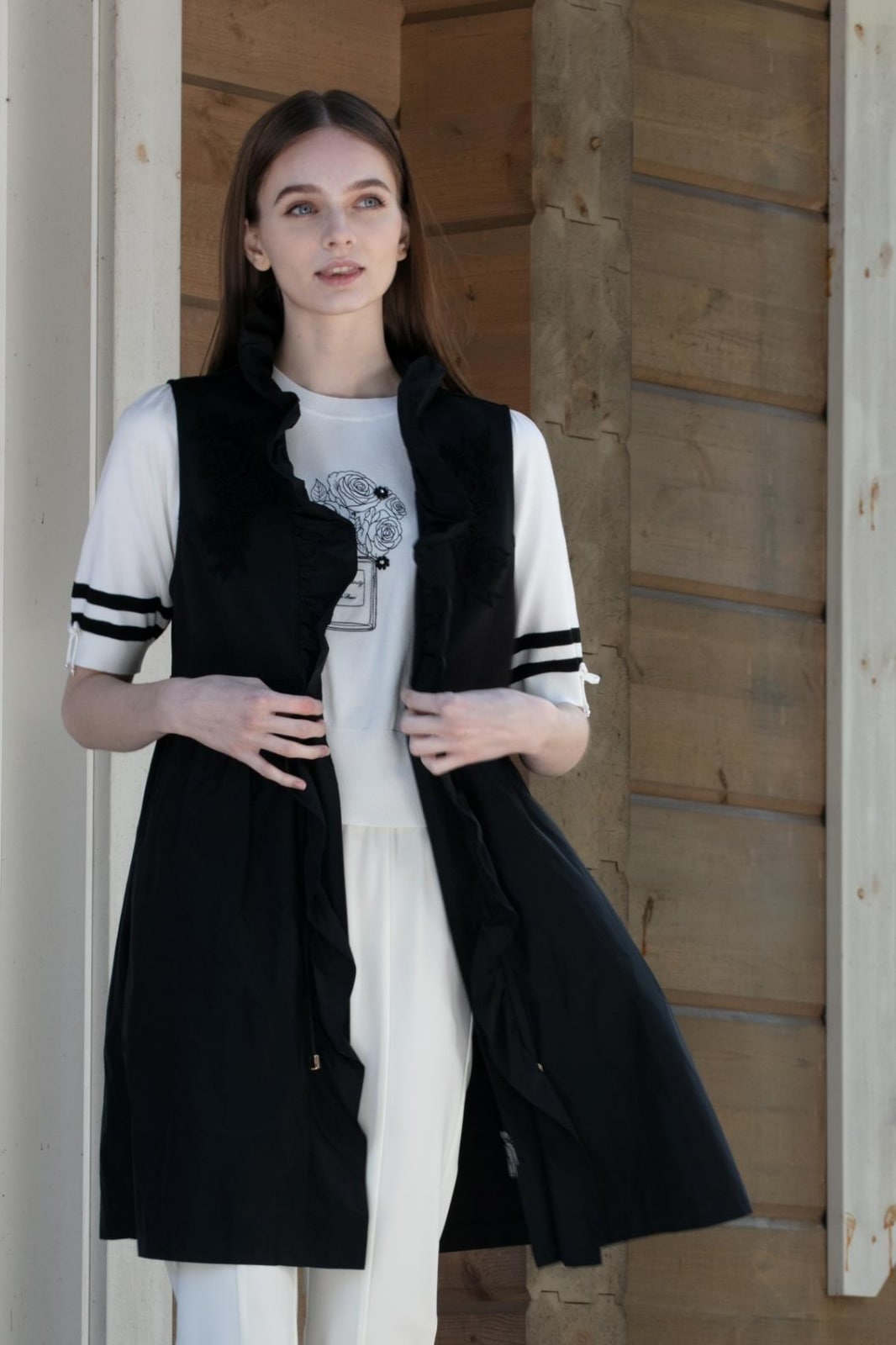 【nowK789090様】新品タグ付き SONO バックフリルロングジレ Amazon | [ソーノ] ジレ NAVY バックフリルロングジレ ネイビー 1