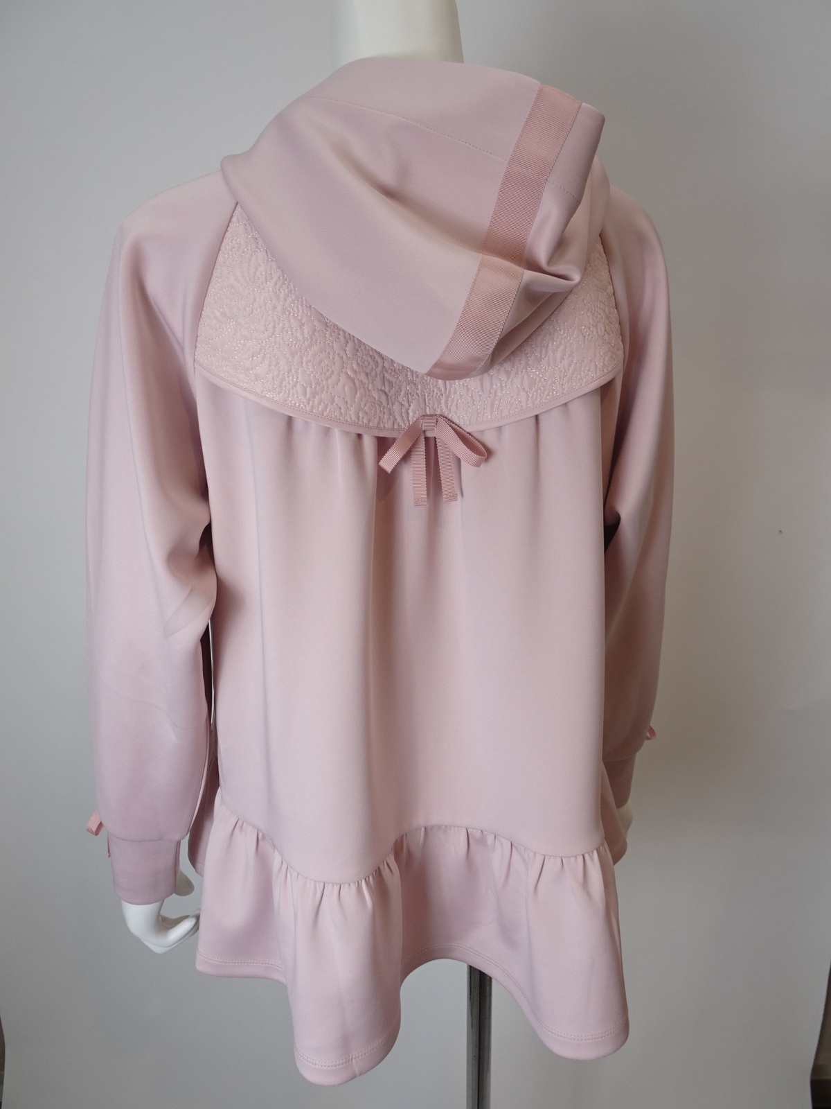 2025年秋冬 キルティング生地×ダンボールニット切替パーカー 2527001