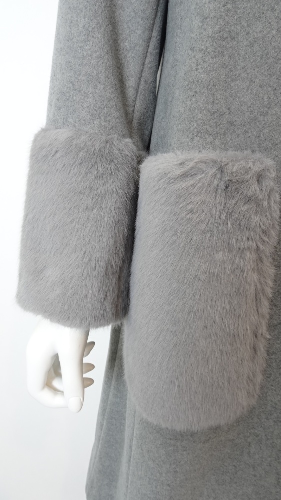 2025年秋冬 ファーストール付ノーカラーコート 2528002 ｜Super Beauty