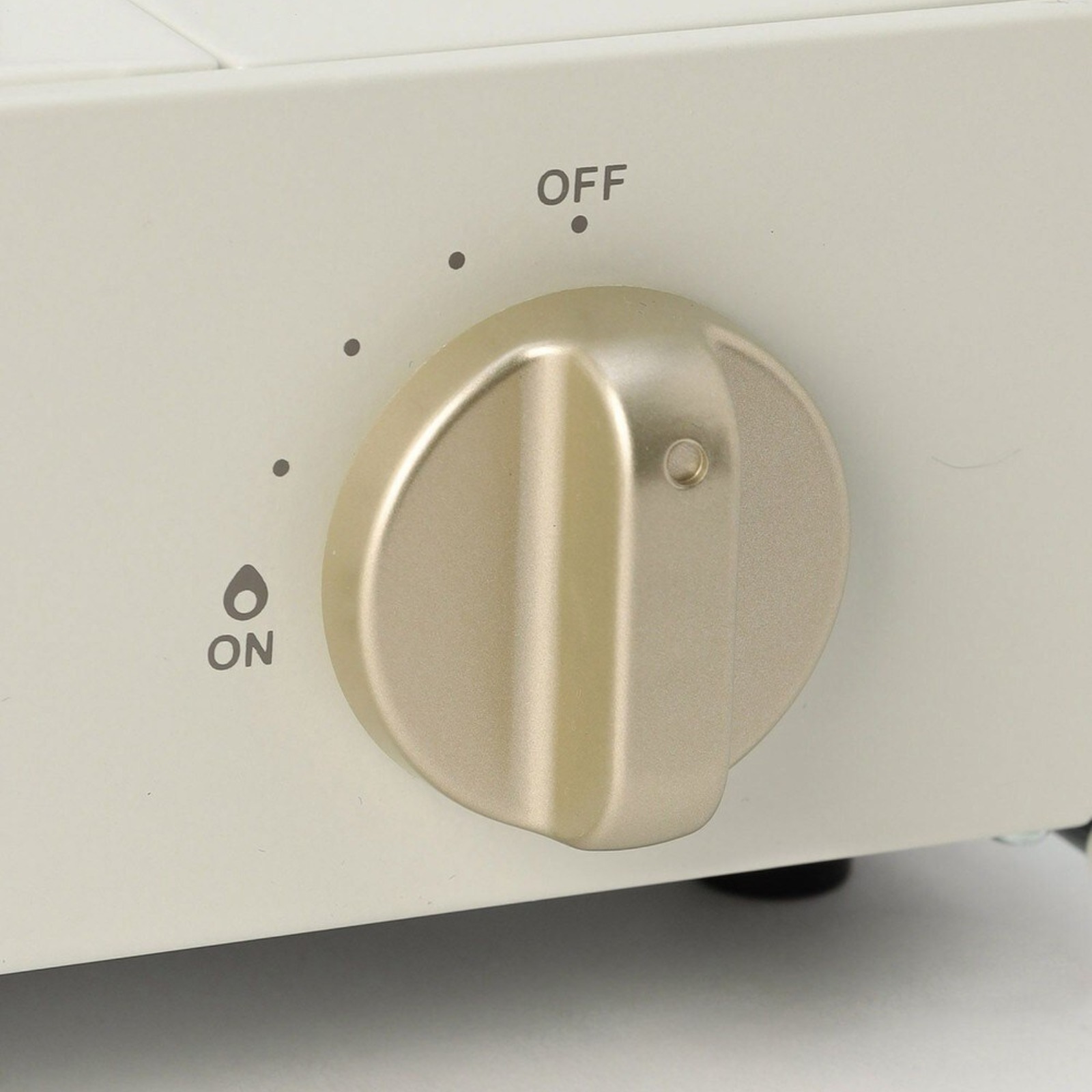 BRUNO ブルーノ カセットコンロミニ アイボリー BOE094-IV  キャンプ ガス 焼肉 アウトドア 千石 小型 防災 用品 震災 備え かわいい おしゃれ