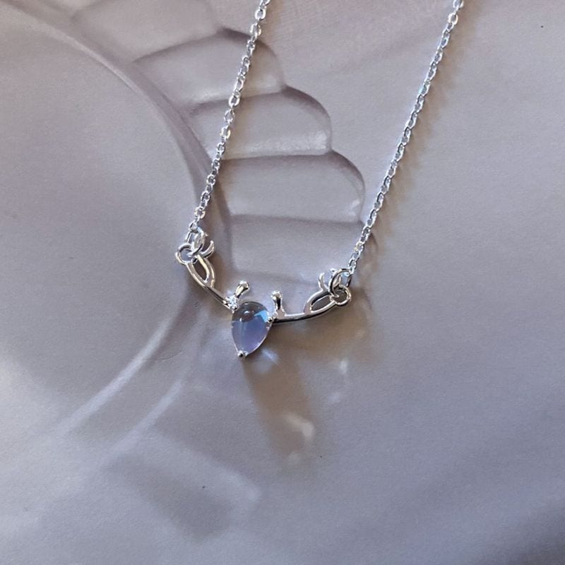 鹿モチーフアクセサリー｜ジュエヌ【公式】奈良・古民家の雑貨店