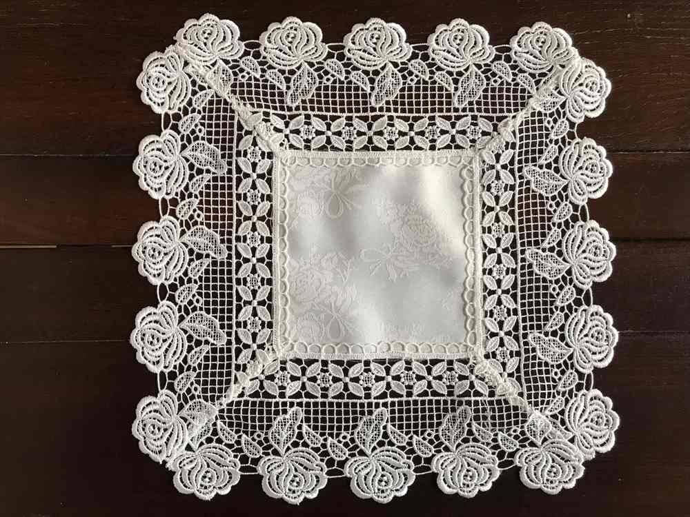white rose ドイリーレース 30x30cm