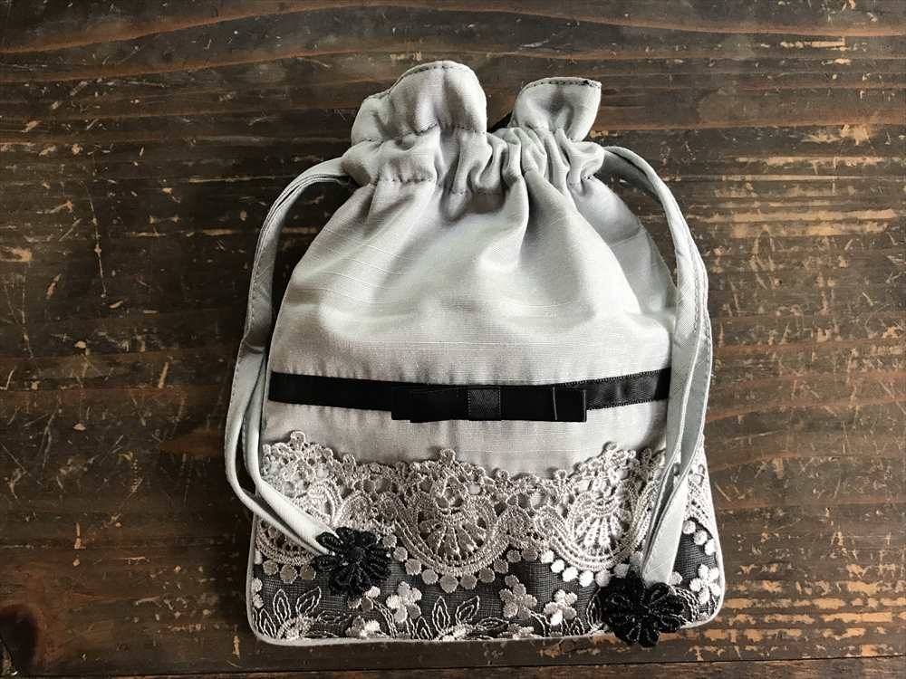 chic vivienne サックポーチ