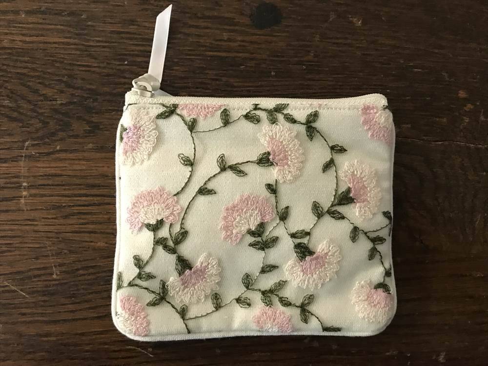 murmures des fleurs ミニティッシュポーチ