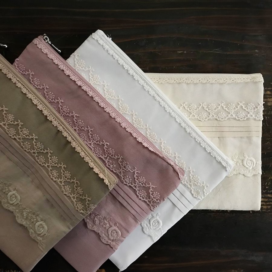  4色展開 フラットポーチ