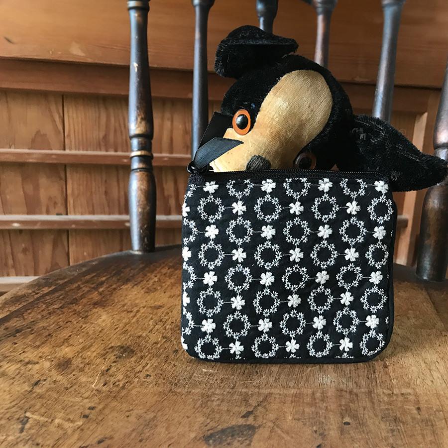 fluffy flower ミニティッシュポーチ