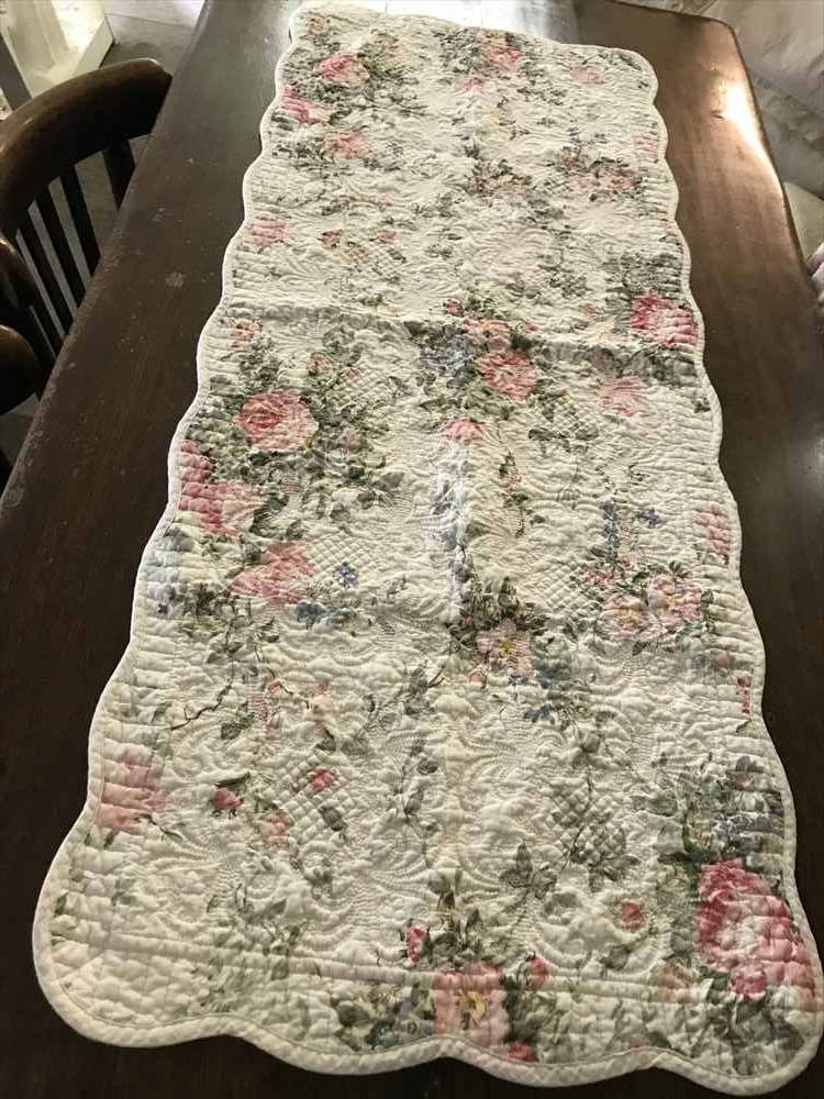 champs de fleurs ローズキルト マット 50x150cm