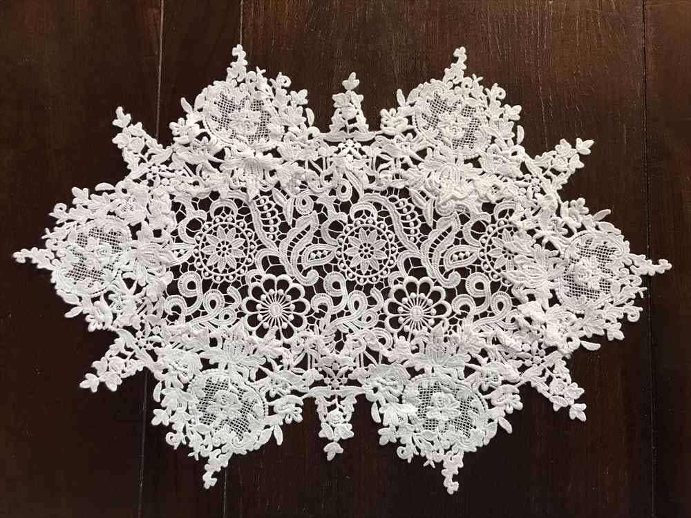 Fee blanche テーブルセンター 35x47cm