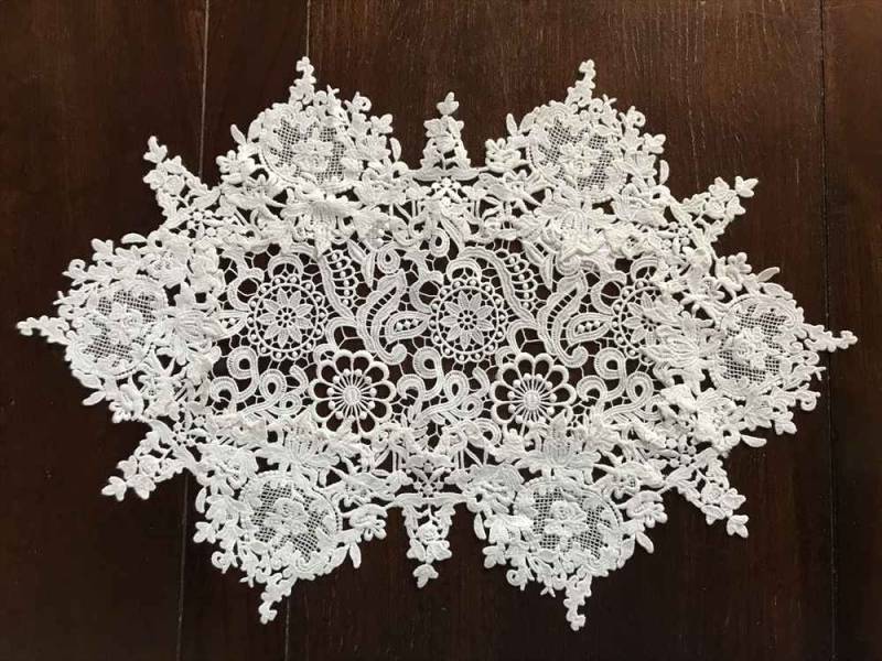 Fee blanche テーブルセンター 35x47cm