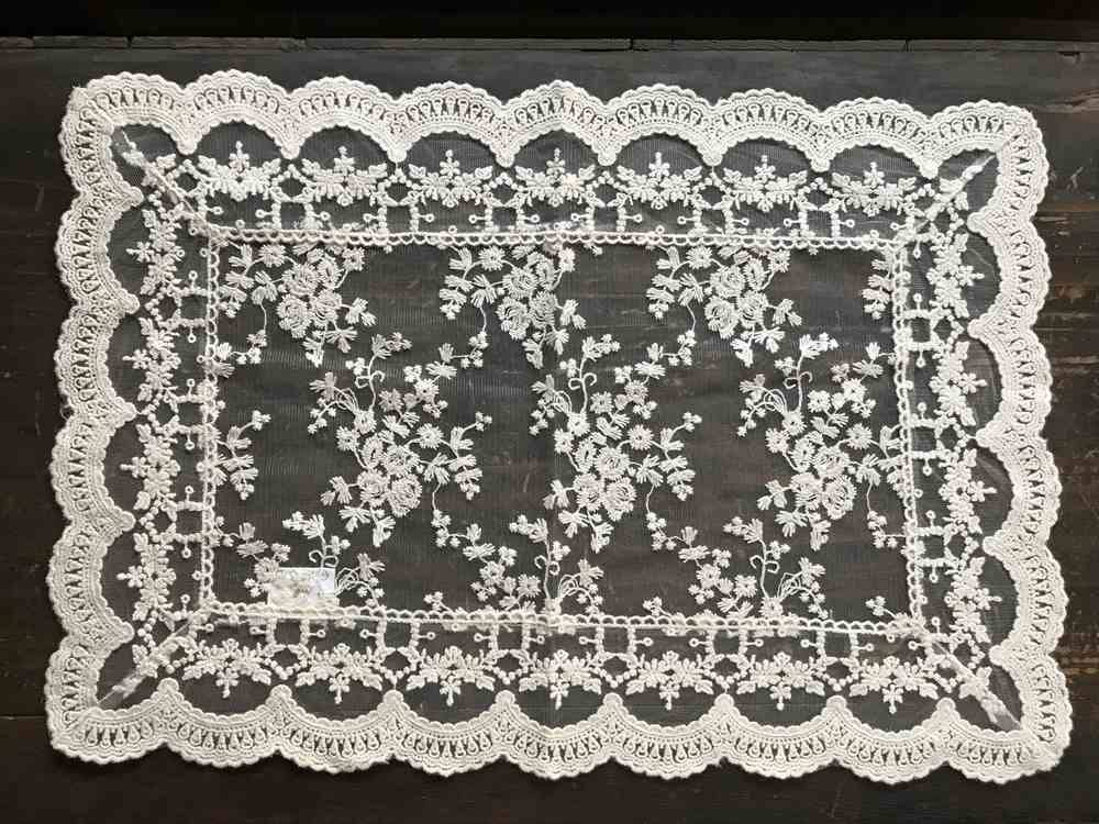 maria veil テーブルセンター 30x45cm