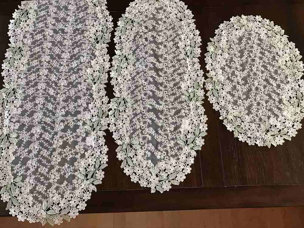 crystal marguerite テーブルセンター S 30x70cm