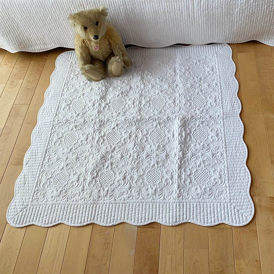 ホワイトキルト マルチカバー 100x100cm