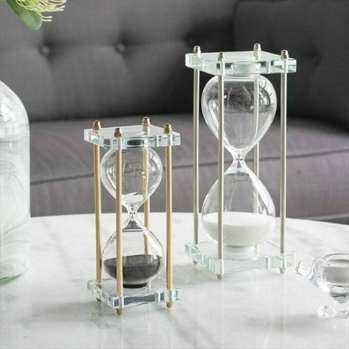 輸入雑貨・インテリア】 VIVIENNE（ヴィヴィアン） 時計販売のページ