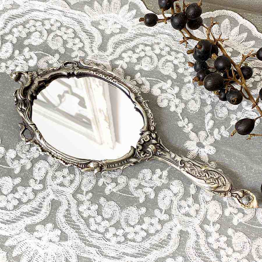イギリスとフランスのアンティーク鏡の通販アンティークショップMALTO 小さなフレンチアンティークミラー、35.62cmx27.92cm ブラック ヴィンテージ テーブルミラー バニティ用 ハンドメイド