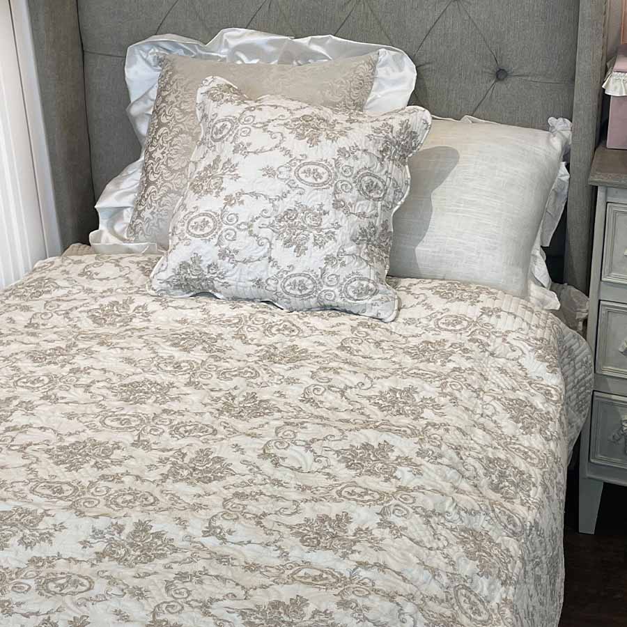 3サイズ展開 フィナベージュキルトシリーズ マルチカバー 200x200cm