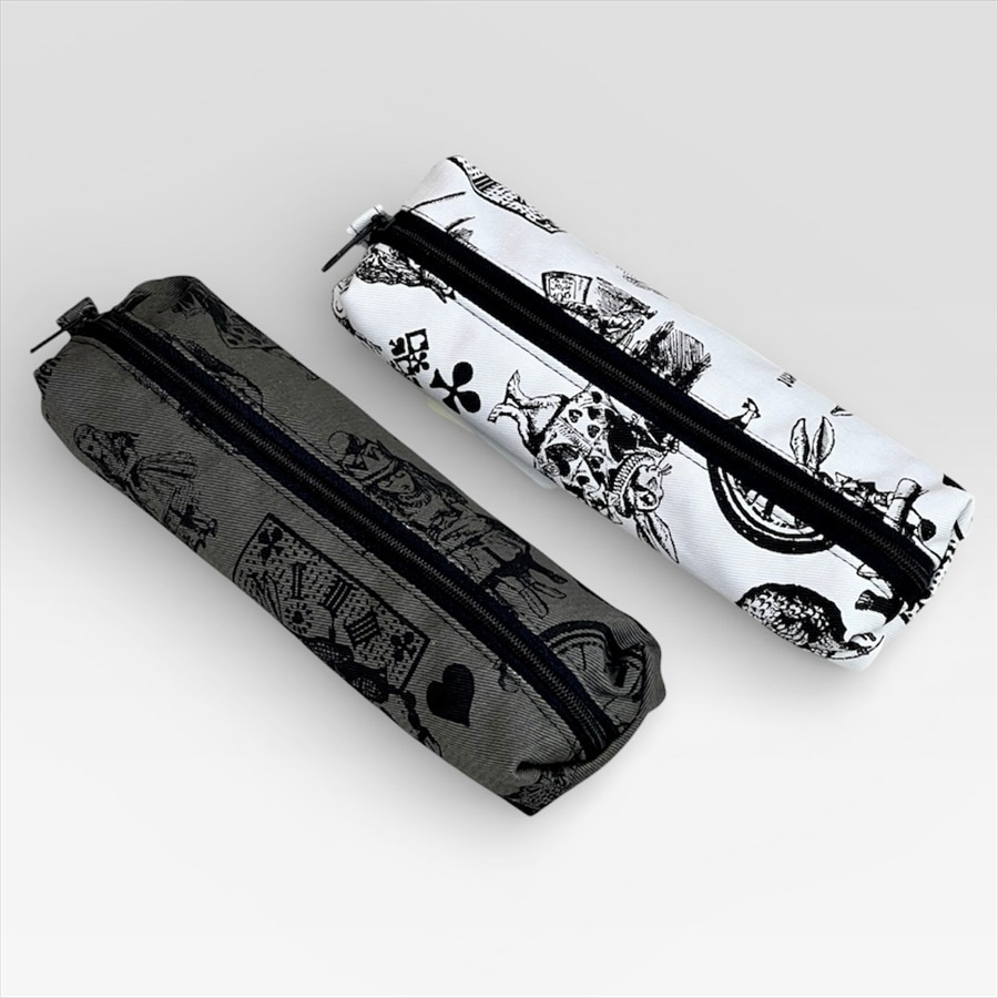 日本製 不思議の国のアリス マルチプリントペンケース