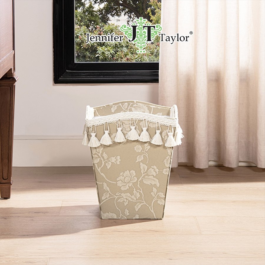 VIVIENNE（ヴィヴィアン）ジェニファーテイラーJennifer Taylor