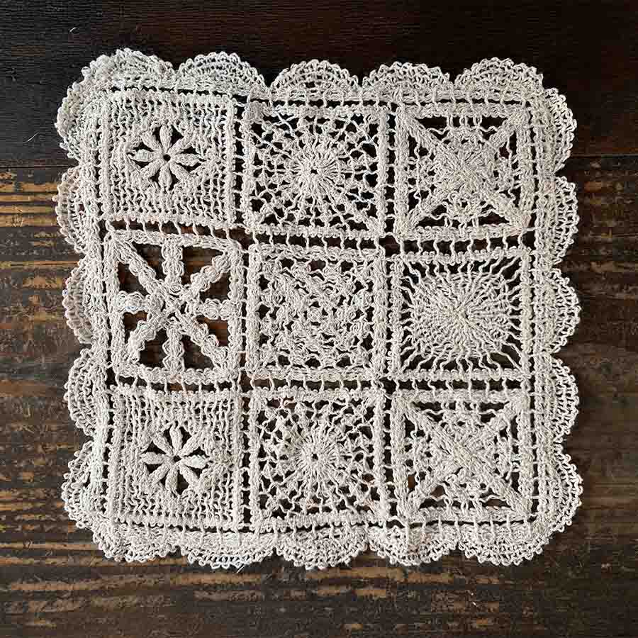 2サイズ展開 マシンメイドシリーズ ドイリー 25×25cm