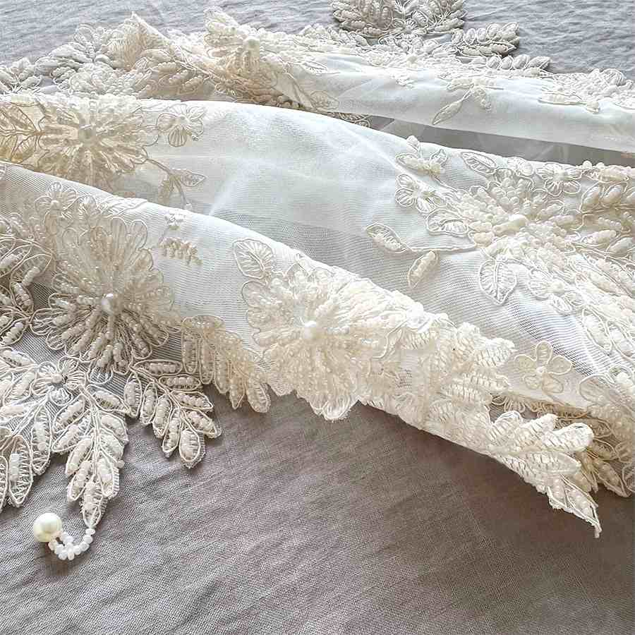 フレンチレース テーブルセンター 40x100cm