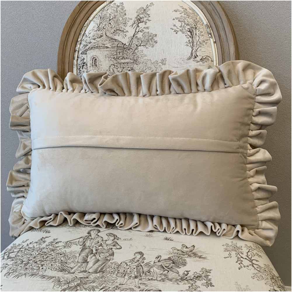 フリルクッション 長角 45×28cm プリンセスインテリア 3色展開