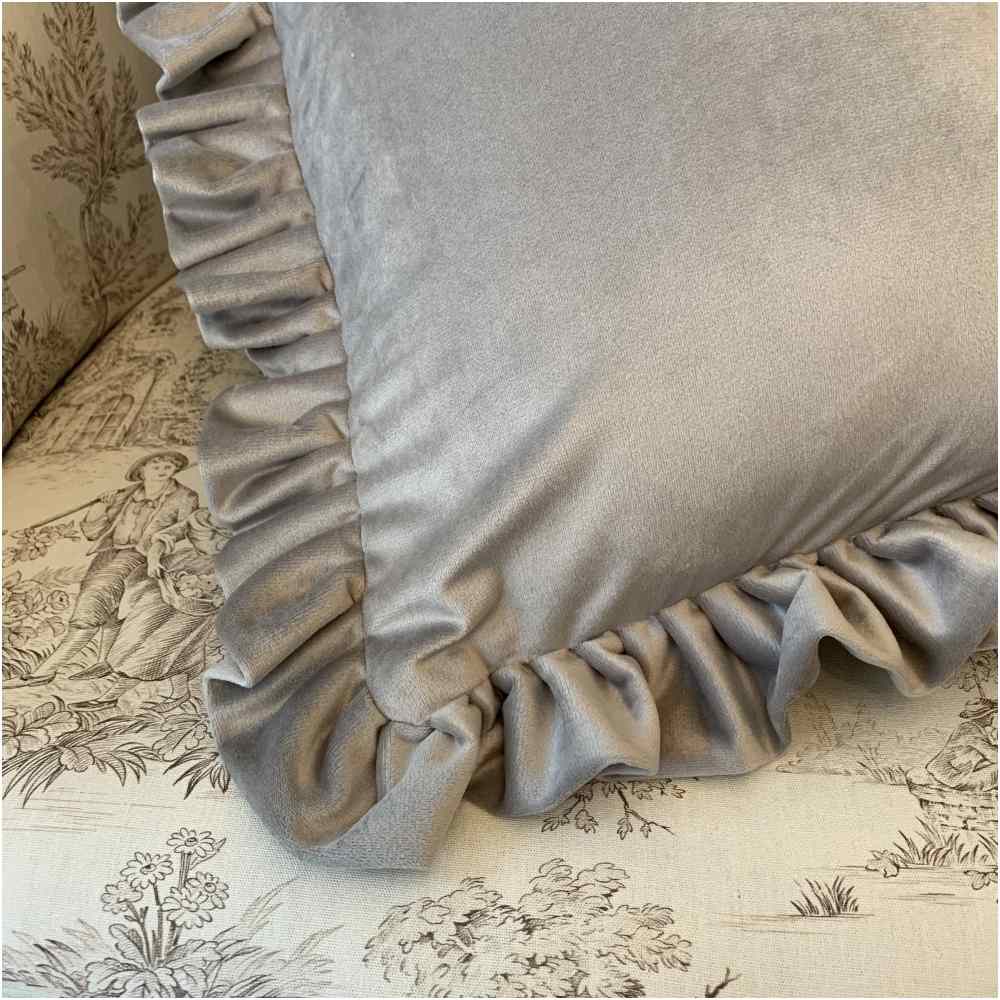 フリルクッション 長角 45×28cm プリンセスインテリア 3色展開