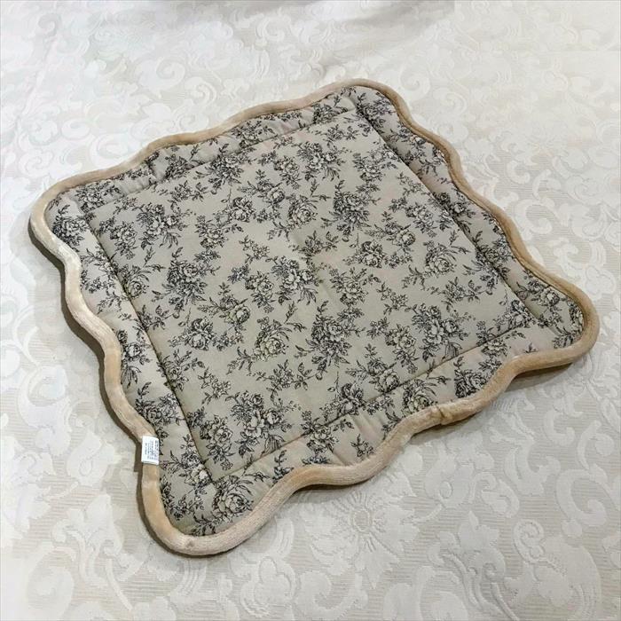 classic flannel シートクッション 48x48cm リバーシブル ベージュ 今シーズン残り僅か