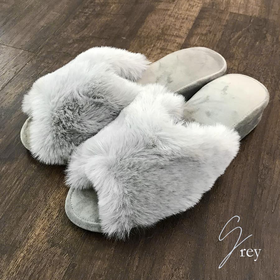 3色展開 2サイズ ファースリッパ 4cmヒール