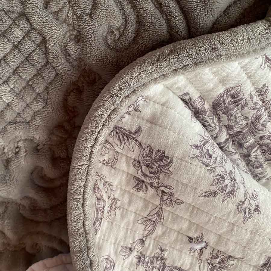 3サイズ展開 アルジョンテグリーズフランネル マルチカバー 200x250cm