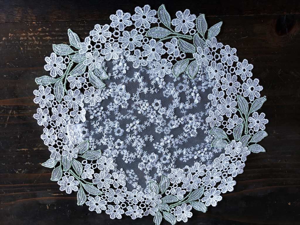 crystal marguerite ドイリー