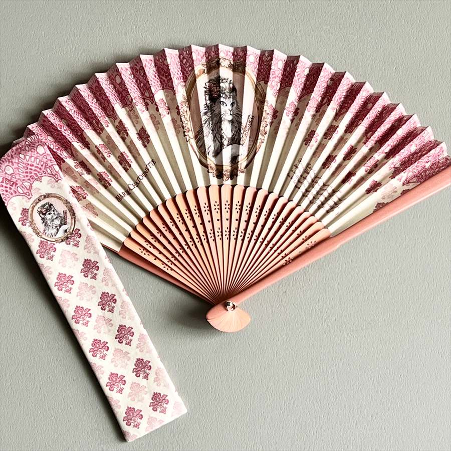 セブリーヌキャット ケース付き 扇子