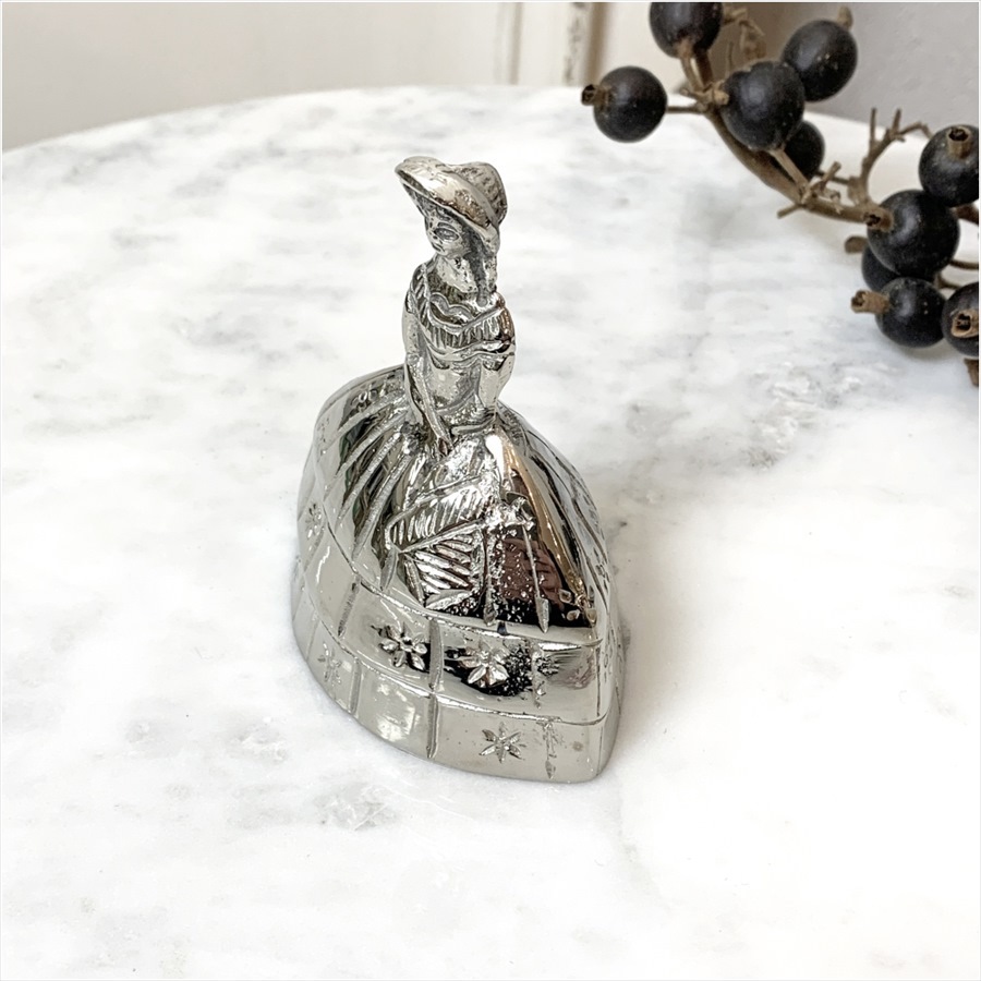 クラシック ハンドベル ドール