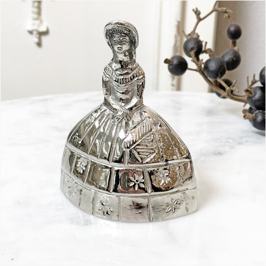 クラシック ハンドベル ドール