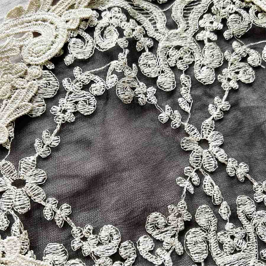 【送料無料レース】フレンチレース テーブルセンター 50cm